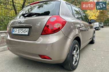 Хетчбек Kia Ceed 2008 в Києві