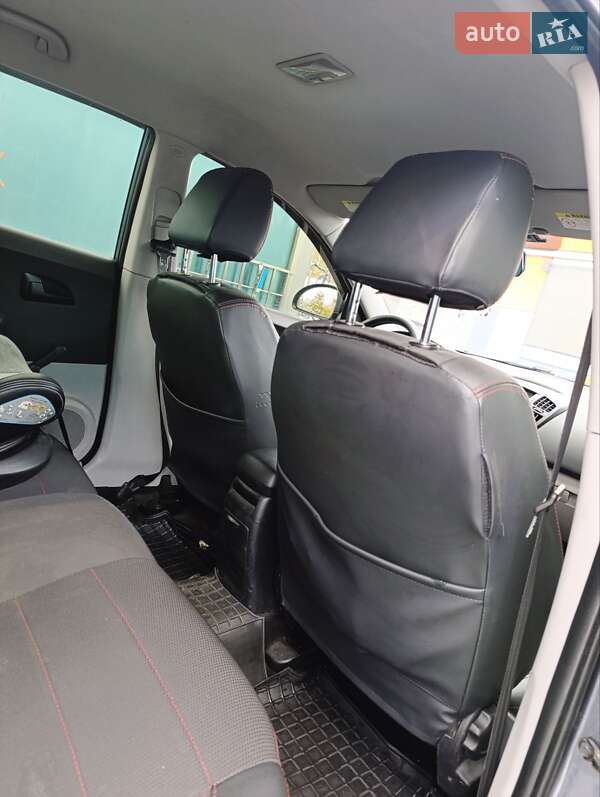 Хетчбек Kia Ceed 2007 в Кам'янському