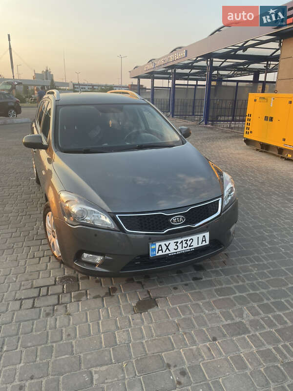 Універсал Kia Ceed 2011 в Харкові