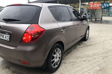 Хетчбек Kia Ceed 2008 в Києві