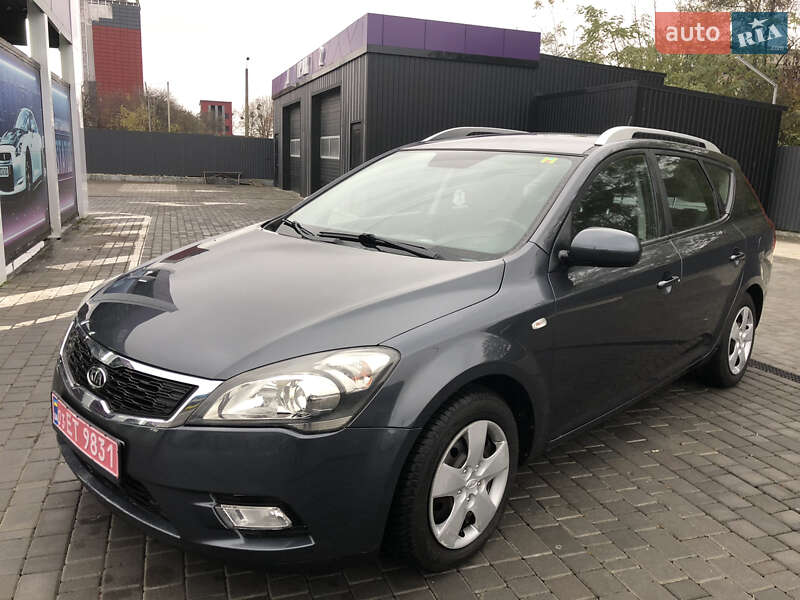 Універсал Kia Ceed 2012 в Рівному