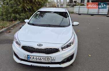 Хэтчбек Kia Ceed 2015 в Киеве