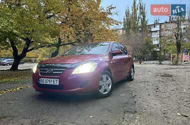 Хетчбек Kia Ceed 2008 в Миколаєві