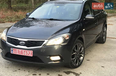 Универсал Kia Ceed 2010 в Нетешине