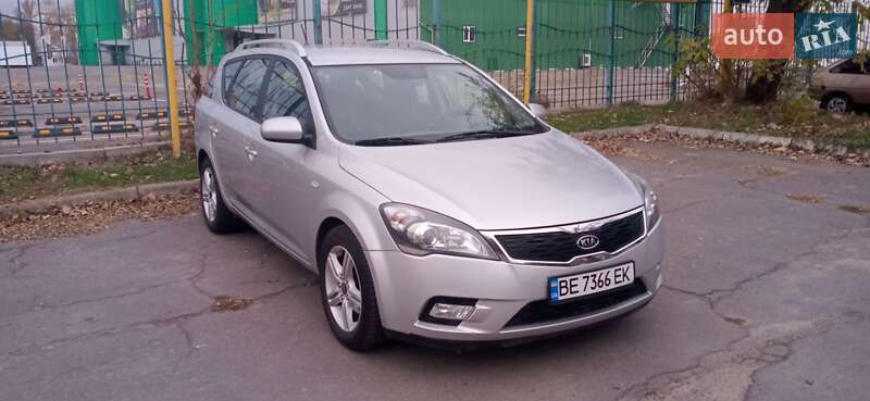 Універсал Kia Ceed 2010 в Миколаєві