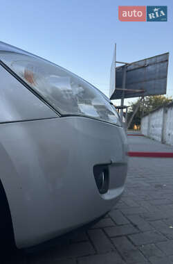 Хэтчбек Kia Ceed 2007 в 
