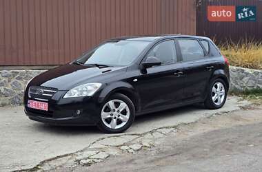 Хэтчбек Kia Ceed 2008 в Полтаве