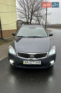 Универсал Kia Ceed 2012 в Киеве