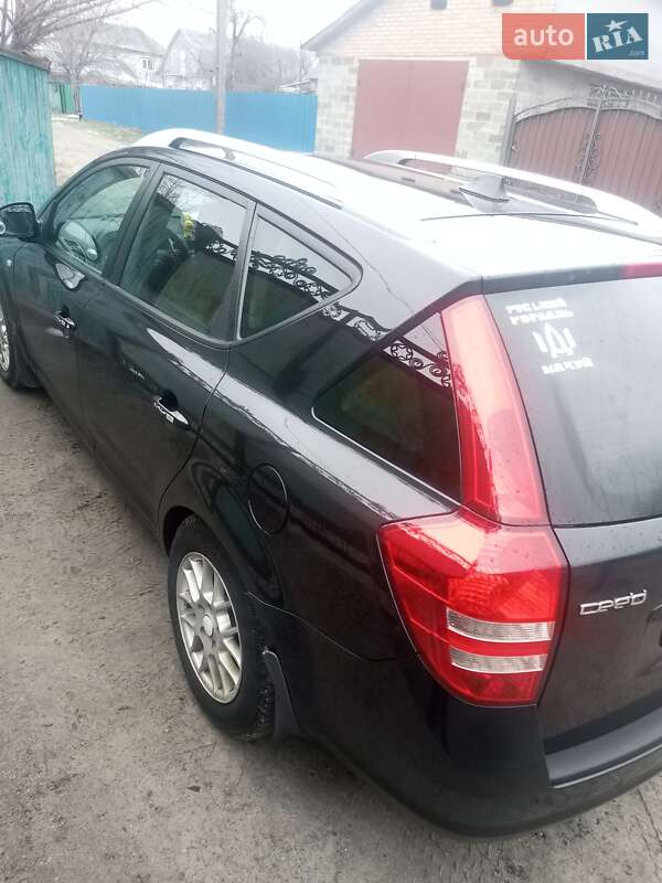 Универсал Kia Ceed 2009 в Киеве