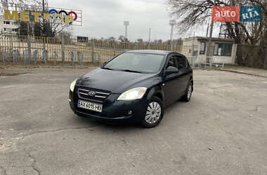 Хетчбек Kia Ceed 2008 в Дніпрі