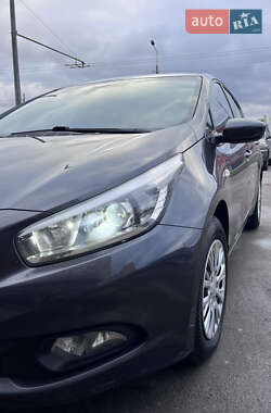 Хэтчбек Kia Ceed 2015 в Тернополе