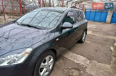 Хетчбек Kia Ceed 2008 в Миколаєві