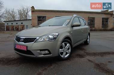 Універсал Kia Ceed 2009 в Лохвиці