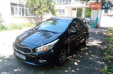 Хэтчбек Kia Ceed 2013 в Николаеве