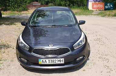 Хетчбек Kia Ceed 2012 в Києві