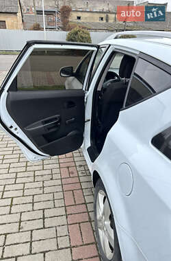 Универсал Kia Ceed 2011 в 