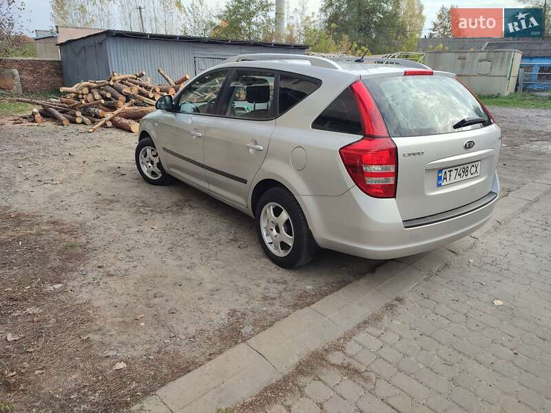 Универсал Kia Ceed 2008 в Шацке