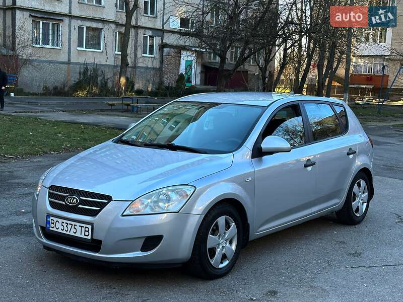 Хетчбек Kia Ceed 2008 в Вінниці