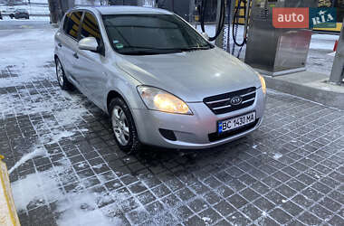 Хетчбек Kia Ceed 2007 в Львові