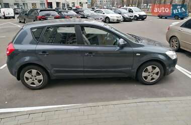 Хетчбек Kia Ceed 2008 в Києві