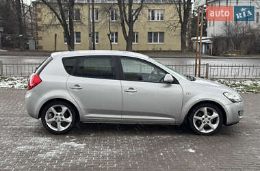 Хетчбек Kia Ceed 2009 в Рівному