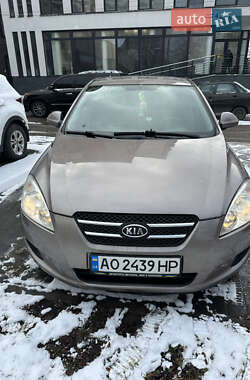 Хетчбек Kia Ceed 2007 в Ужгороді