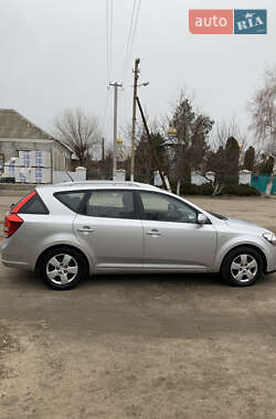 Универсал Kia Ceed 2010 в Вознесенске