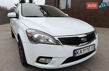 Хэтчбек Kia Ceed 2010 в Днепре