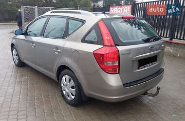 Универсал Kia Ceed 2010 в Чорткове