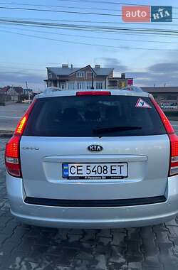 Хэтчбек Kia Ceed 2009 в Черновцах