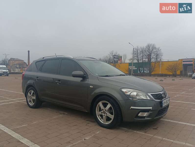 Универсал Kia Ceed 2011 в Житомире