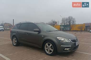 Универсал Kia Ceed 2011 в Житомире