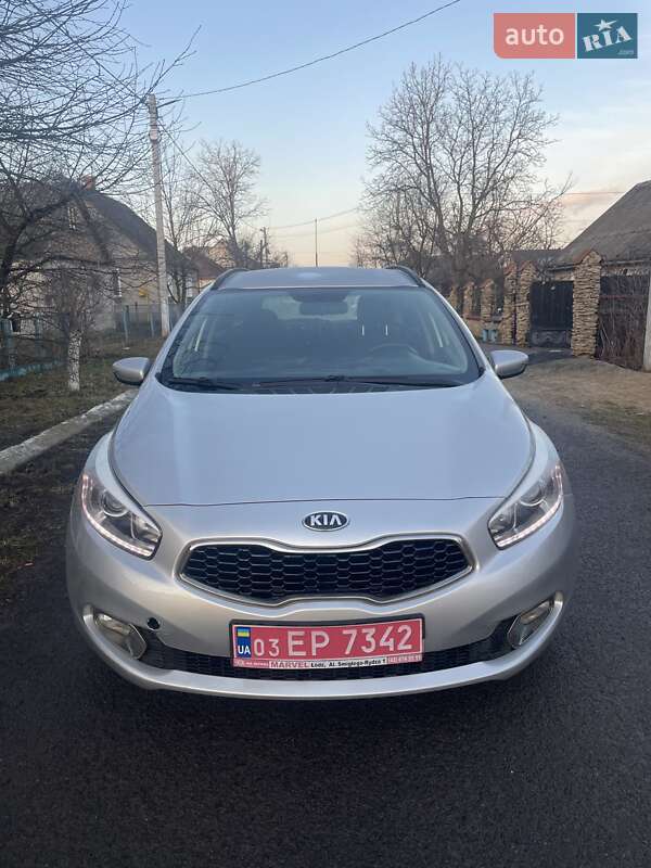 Универсал Kia Ceed 2014 в Луцке