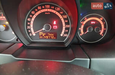 Хэтчбек Kia Ceed 2010 в 