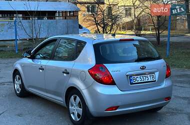 Хэтчбек Kia Ceed 2008 в Виннице