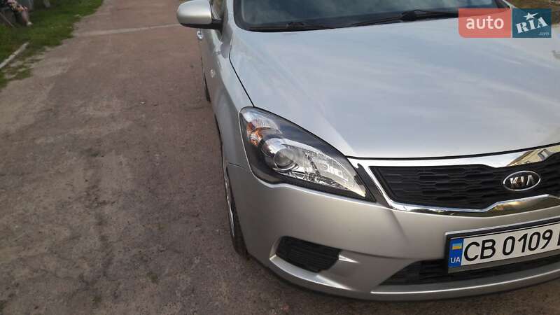 Универсал Kia Ceed 2009 в Прилуках фото 4 Универсал Kia Ceed 2009 в Прилуках