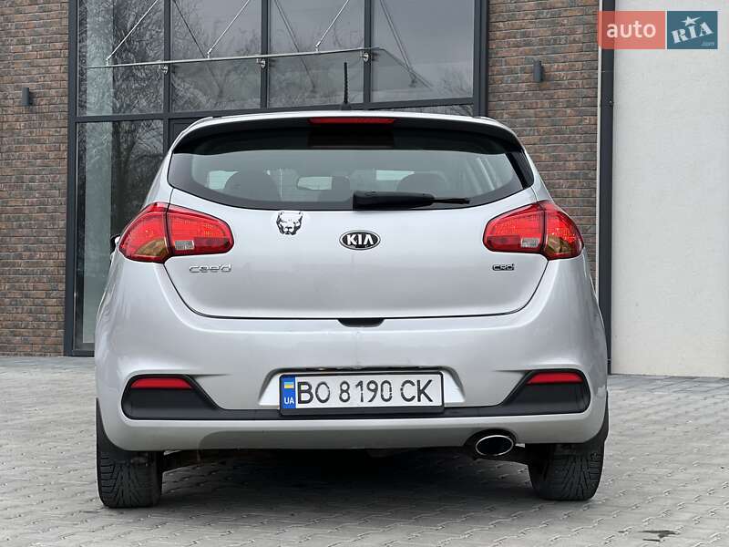 Хэтчбек Kia Ceed 2012 в Тернополе