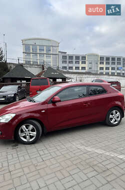 Хэтчбек Kia Ceed 2008 в Львове