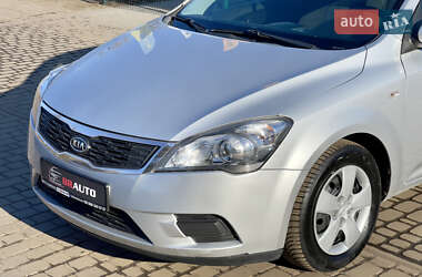 Хэтчбек Kia Ceed 2009 в Бердичеве