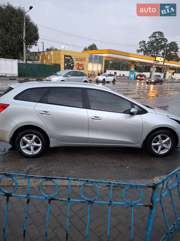 Универсал Kia Ceed 2013 в Звягеле фото 4 Универсал Kia Ceed 2013 в Звягеле