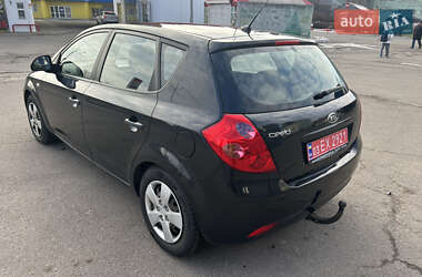 Хэтчбек Kia Ceed 2008 в Днепре