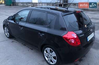 Хэтчбек Kia Ceed 2008 в Запорожье