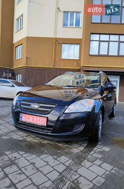 Универсал Kia Ceed 2008 в Дубно