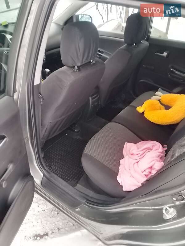 Универсал Kia Ceed 2010 в Киеве