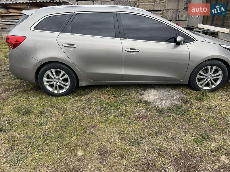 Універсал Kia Ceed 2013 в Ужгороді фото 7 Універсал Kia Ceed 2013 в Ужгороді