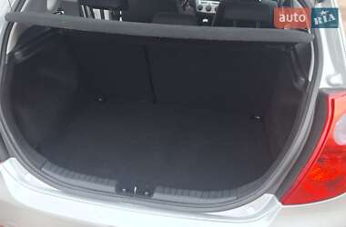 Хэтчбек Kia Ceed 2007 в 