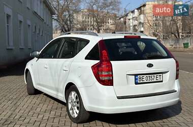 Универсал Kia Ceed 2008 в Николаеве