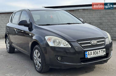 Хэтчбек Kia Ceed 2007 в Киеве