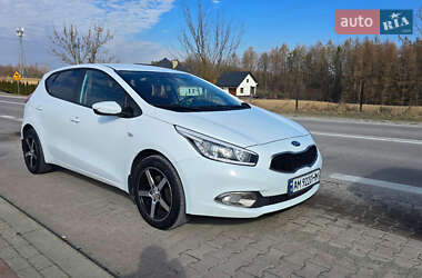 Хэтчбек Kia Ceed 2014 в Львове