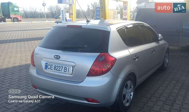 Хэтчбек Kia Ceed 2008 в Черновцах